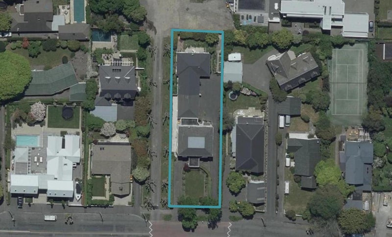 2/24 Wroxton Terrace, Merivale, Christchurch - Carousel 1