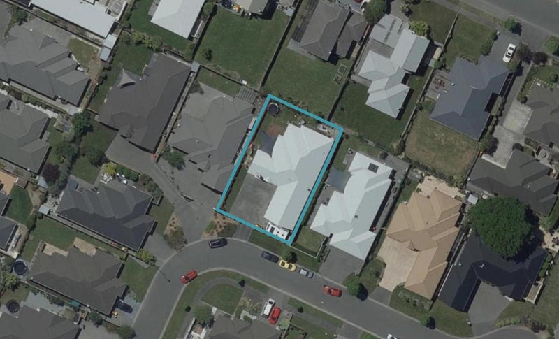19 Cunneen Place, Aidanfield, Christchurch - Carousel 1