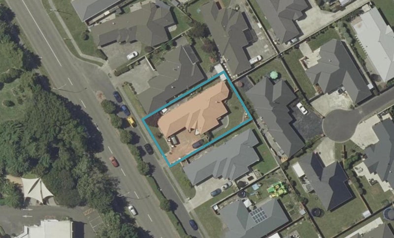 52 Roberts Line, Kelvin Grove, Palmerston North - Carousel 1