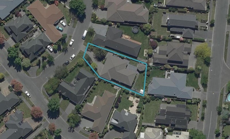 4 Wiltshire Mews, Avonhead, Christchurch - Carousel 1