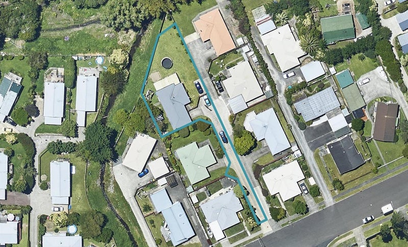 49C Esmeralda Street, Welcome Bay, Tauranga - Carousel 1