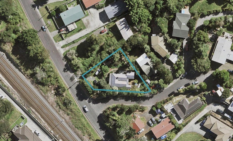 49 Rangeview Road, Sunnyvale, Auckland - Carousel 1