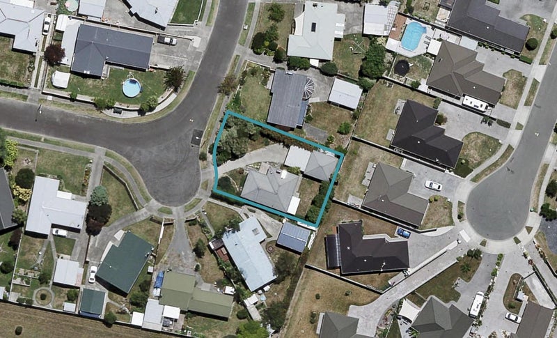25 Henley Crescent, Pirimai, Napier - Carousel 1