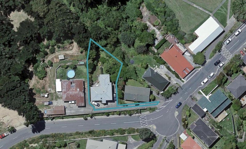 38 Spenmoor Street, Newlands, Wellington - Carousel 1