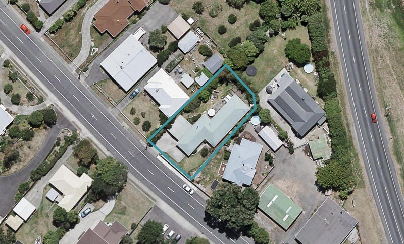 12 Petane Road, Bay View, Napier - Carousel 1
