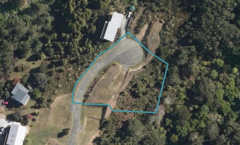 8 Emerald Ridge, RUSSELL, RUSSELL - Carousel 1
