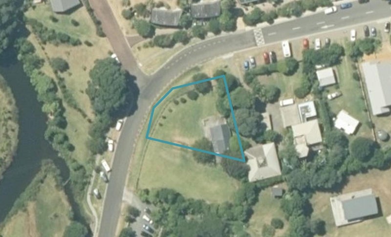 12 Pye Place, Hot Water Beach - Carousel 1