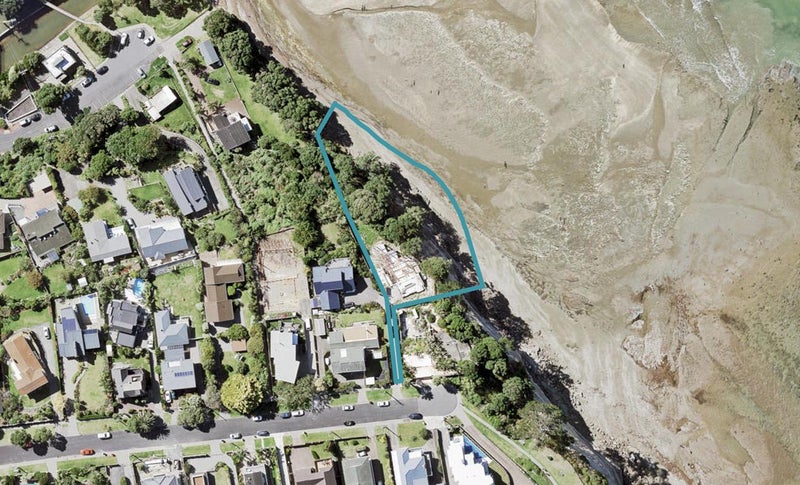 40 Beechwood Road, Rothesay Bay, Auckland - Carousel 1