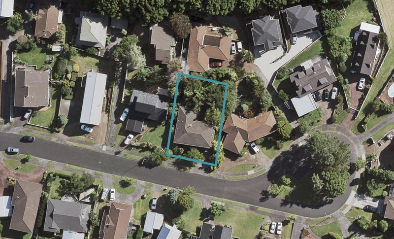 26 Deodar Place, Totara Heights, Auckland - Carousel 1