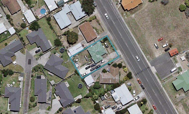 85 Caernarvon Drive, Flaxmere, Hastings - Carousel 1