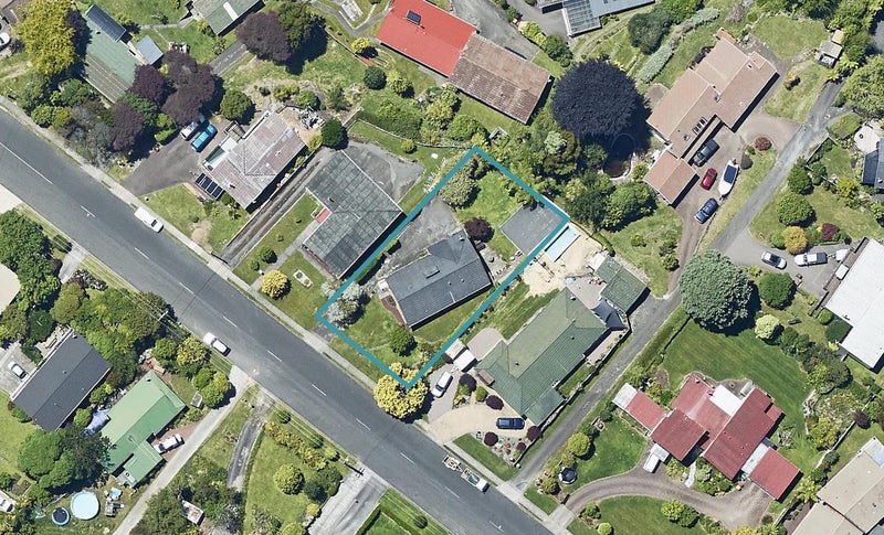 102 Iles Road, Lynmore, Rotorua - Carousel 1