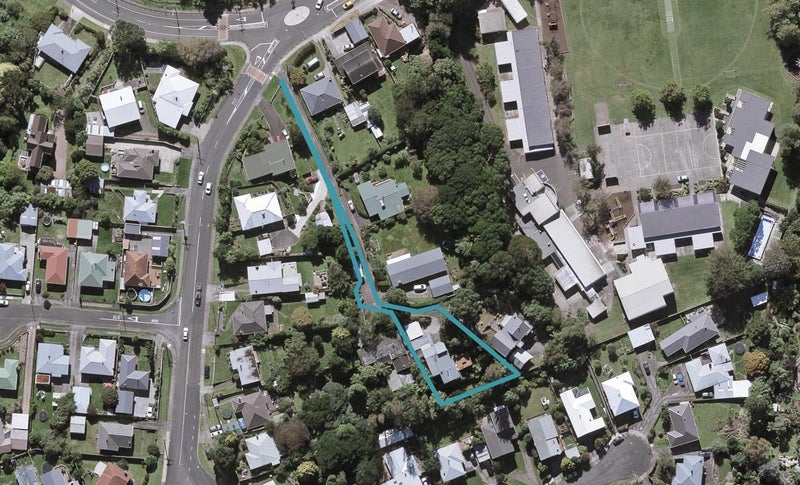241D Frankley Road, Frankleigh Park, New Plymouth - Carousel 1