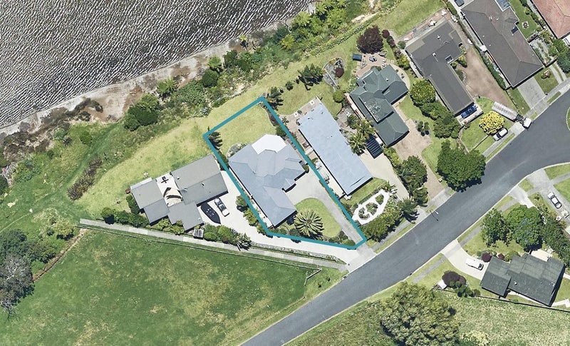 103 College Place, Poike, Tauranga - Carousel 1