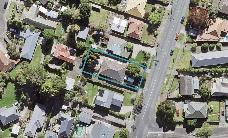 1/105 Astley Avenue, New Lynn, Auckland - Carousel 1