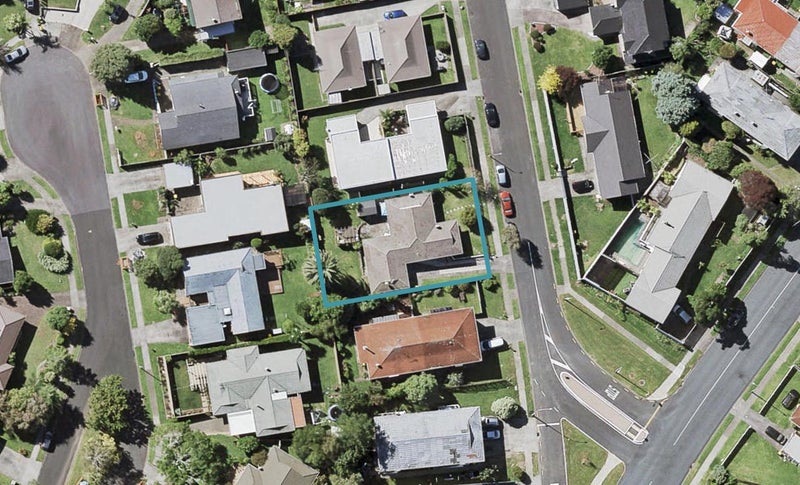 39 Galvan Avenue, Sunnyhills, Auckland - Carousel 1