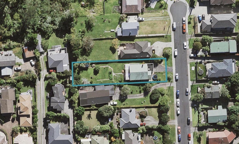 18 Aorangi Place, Birkenhead, Auckland - Carousel 1