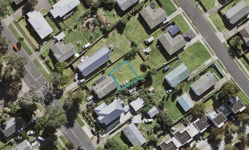 12 Kitea Place, Mangere, Auckland - Carousel 1