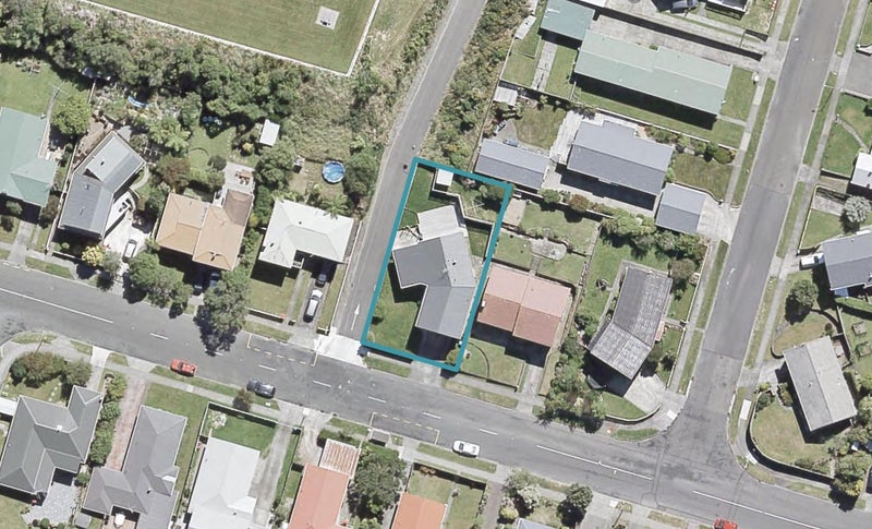 52 Oakleigh Street, Maungaraki, Lower Hutt - Carousel 1