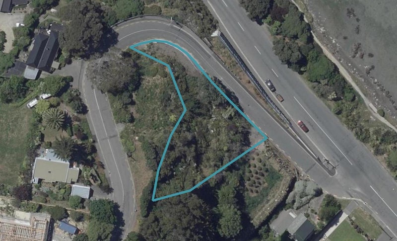 1 Maffeys Road, Mount Pleasant, Christchurch - Carousel 1