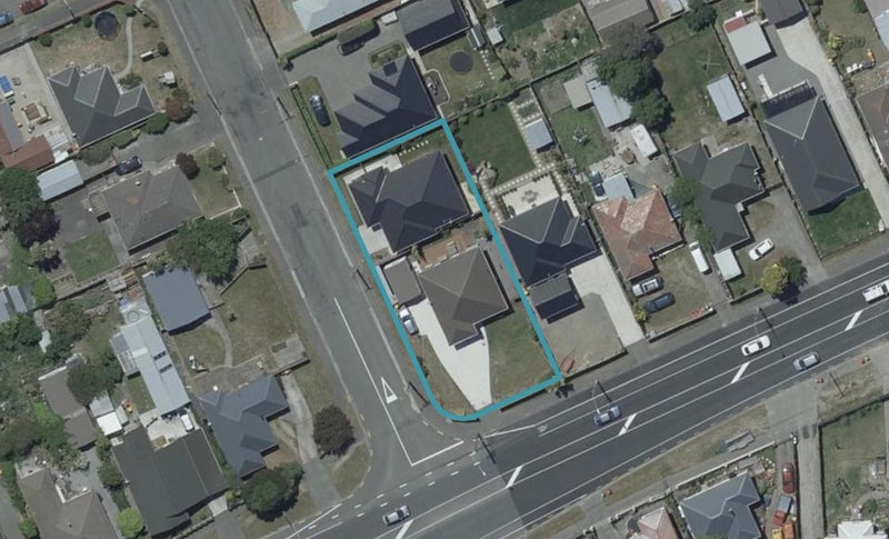 2/4 Baffin Street, Wainoni, Christchurch - Carousel 1