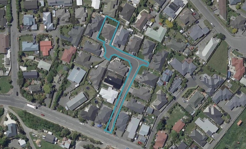 18 Fredrica Lane, Heathcote Valley, Christchurch - Carousel 1