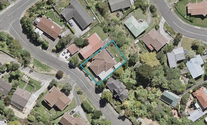 7 Dunleith Grove, Silverstream, Upper Hutt - Carousel 1