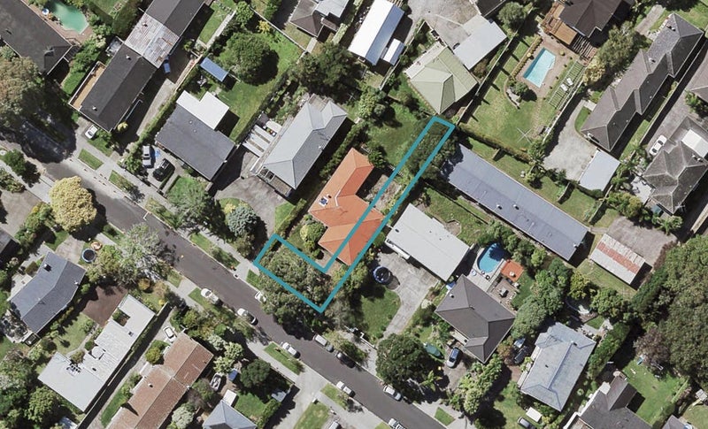 1/10 Ashwell Street, St Heliers, Auckland - Carousel 1