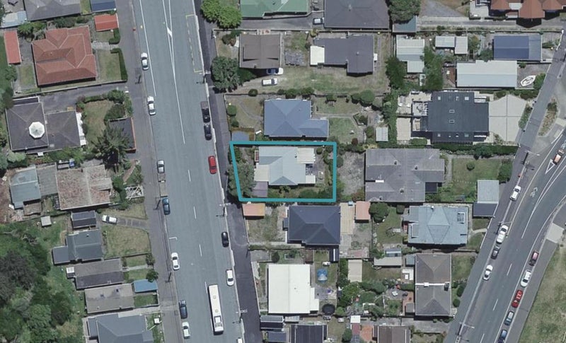 221 Sutherland Road, Lyall Bay, Wellington - Carousel 1