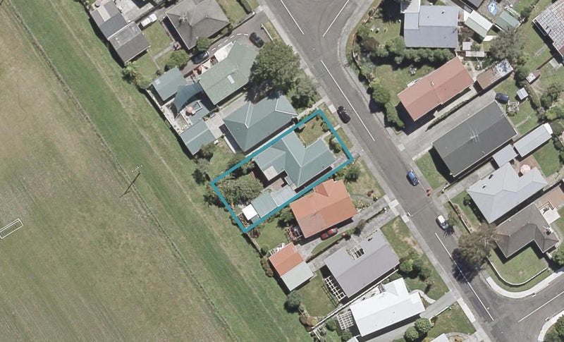 27 Perry Street, Heretaunga, Upper Hutt - Carousel 1