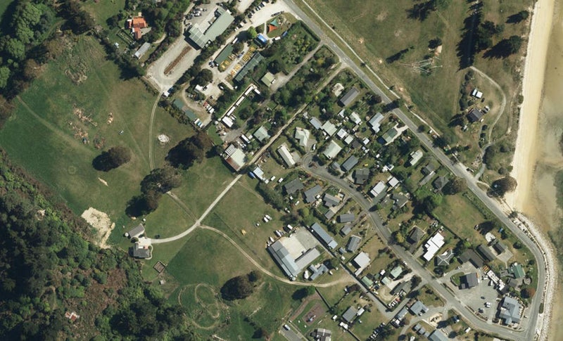 33 Franklin Street, Marahau - Carousel 1