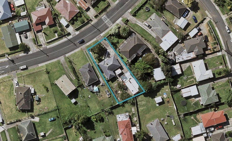 7 Hamill Road, Otara, Auckland - Carousel 1