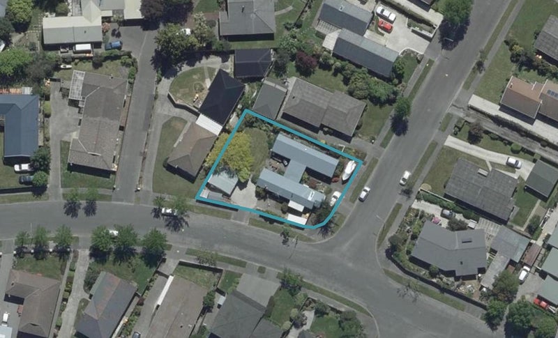 1 Mendip Place, Casebrook, Christchurch - Carousel 1