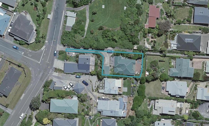 125 Karepa Street, Brooklyn, Wellington - Carousel 1