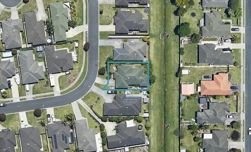 20 Atlantic Close, Papamoa Beach, Papamoa - Carousel 1