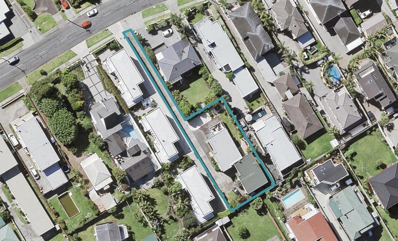 2/36A Takutai Avenue, Bucklands Beach, Auckland - Carousel 1