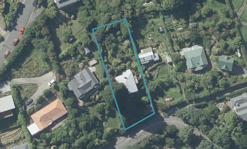 28 Adderley Terrace, Ravensbourne, Dunedin - Carousel 1