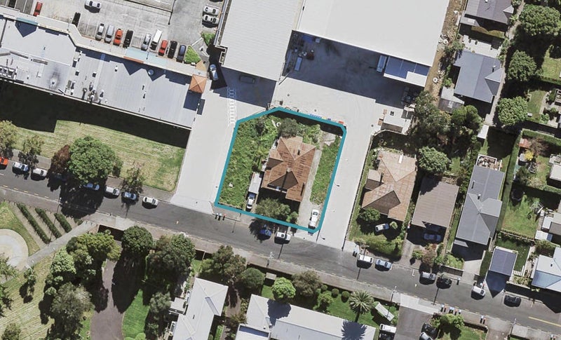 10 Ewington Avenue, Mount Eden, Auckland - Carousel 1