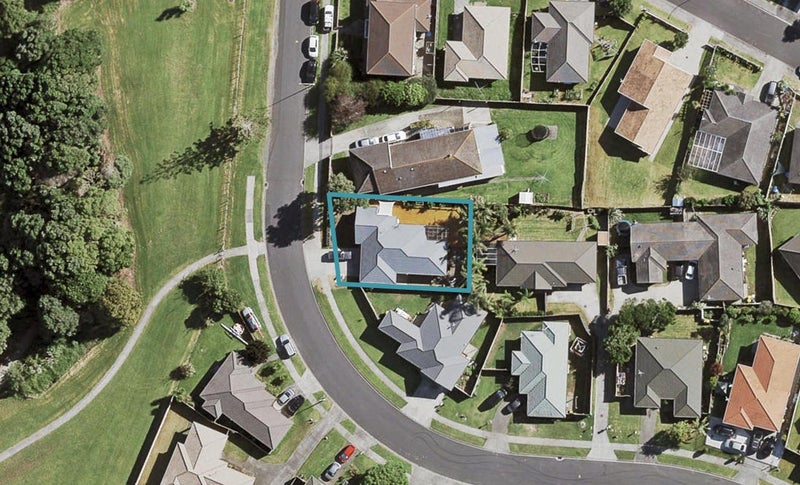 39 Pitt Avenue, Clendon Park, Auckland - Carousel 1