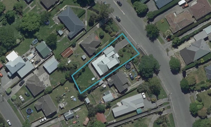 29 Brookside Terrace, Bryndwr, Christchurch - Carousel 1
