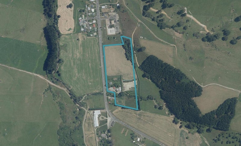 18 Takaka Valley Highway, Upper Takaka - Carousel 1