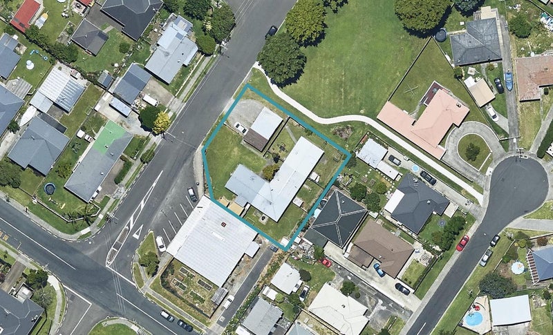 22 Carlisle Street, Greerton, Tauranga - Carousel 1