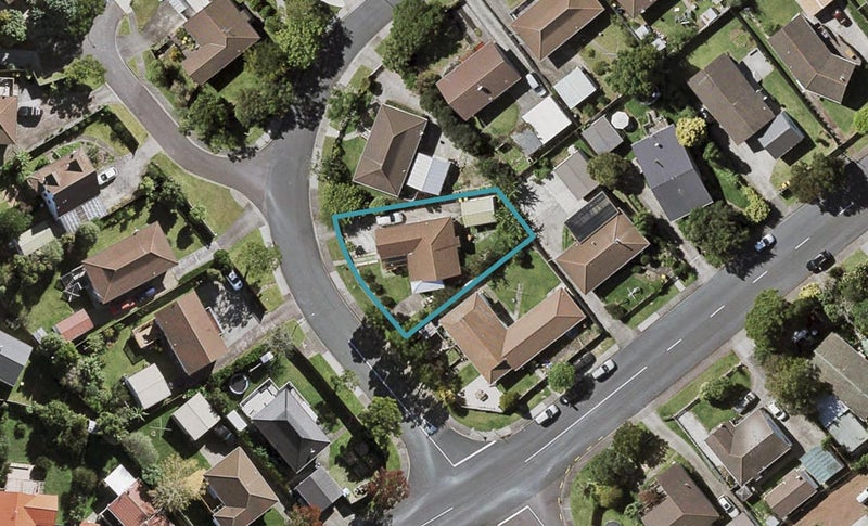 3 Merida Place, Unsworth Heights, Auckland - Carousel 1