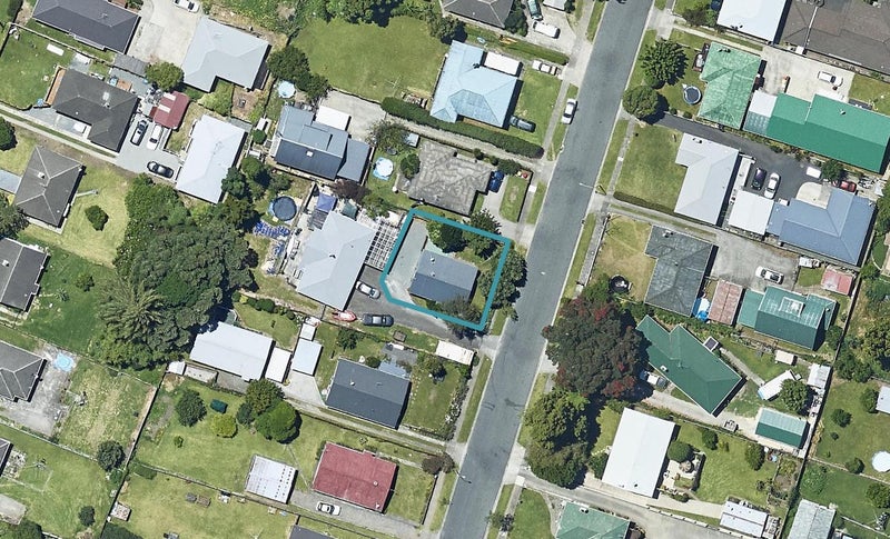 11A Henderson Crescent, Parkvale, Tauranga - Carousel 1