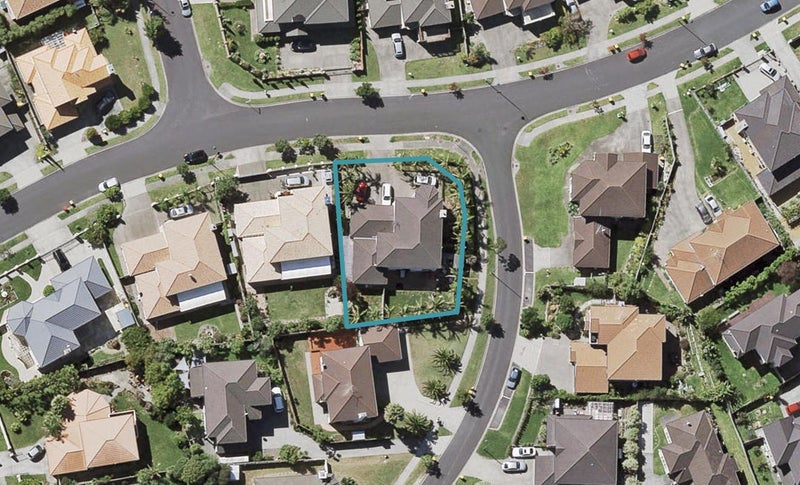 122 Killybegs Drive, Pinehill, Auckland - Carousel 1