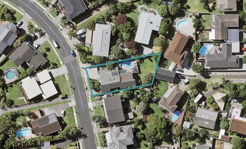 11 Treeway, Sunnyhills, Auckland - Carousel 1