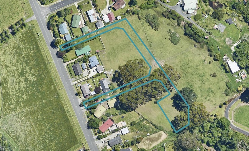 7 Lloyd Crescent, Pukehangi, Rotorua - Carousel 1