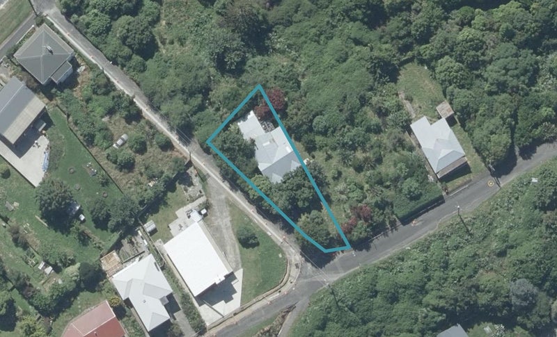 20 Island Terrace, Port Chalmers, Dunedin - Carousel 1