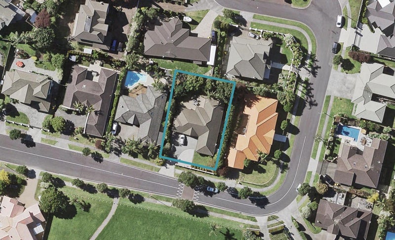 18 Annalong Road, Dannemora, Auckland - Carousel 1