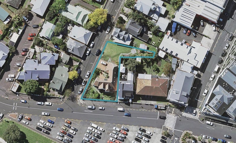 11 Queens Parade, Devonport, Auckland - Carousel 1