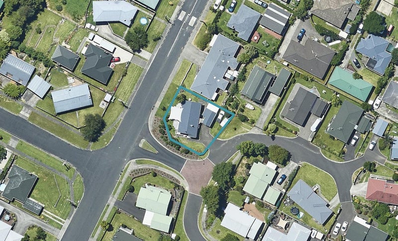 1 Park View Rise, Gate Pa, Tauranga - Carousel 1